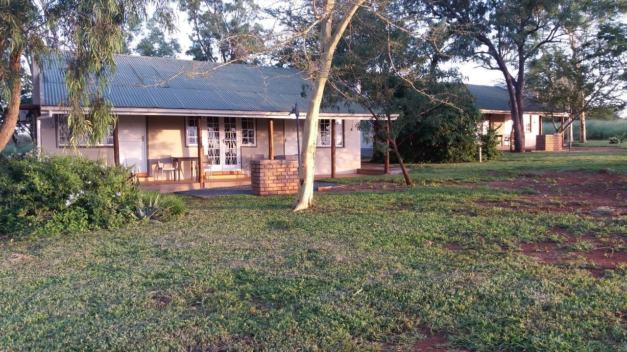 Hluhluwe Country Cottages Bagian luar foto